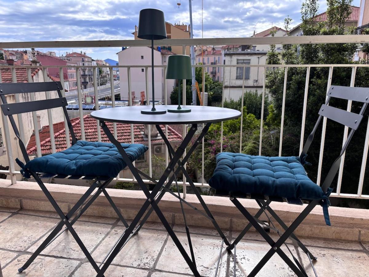Renove Marche Forville * Cannes